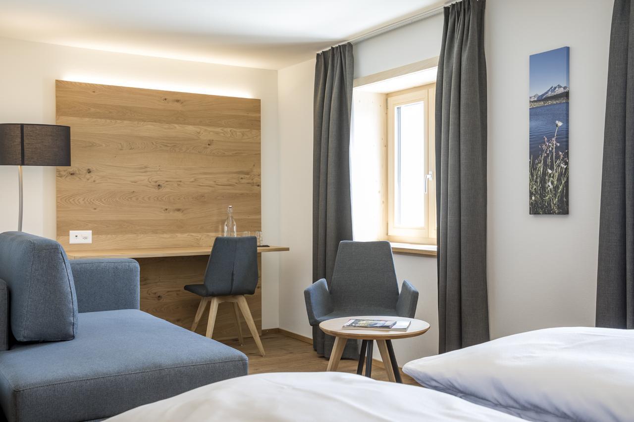 Hotel Grimsel Passhoehe Oberwald Eksteriør bilde